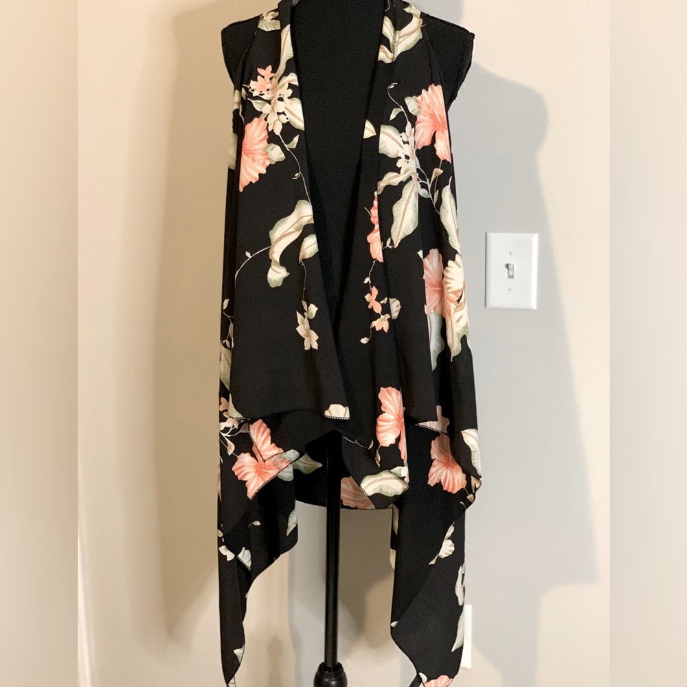 Black Floral Shawl Cover